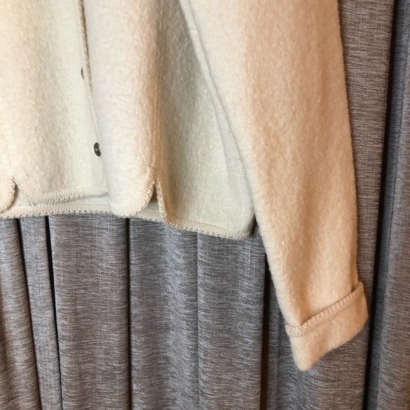 Vintage Tally Ho Cream Wool Floral Engraved Button Front Jacket Size 12 - Picture 11 of 15